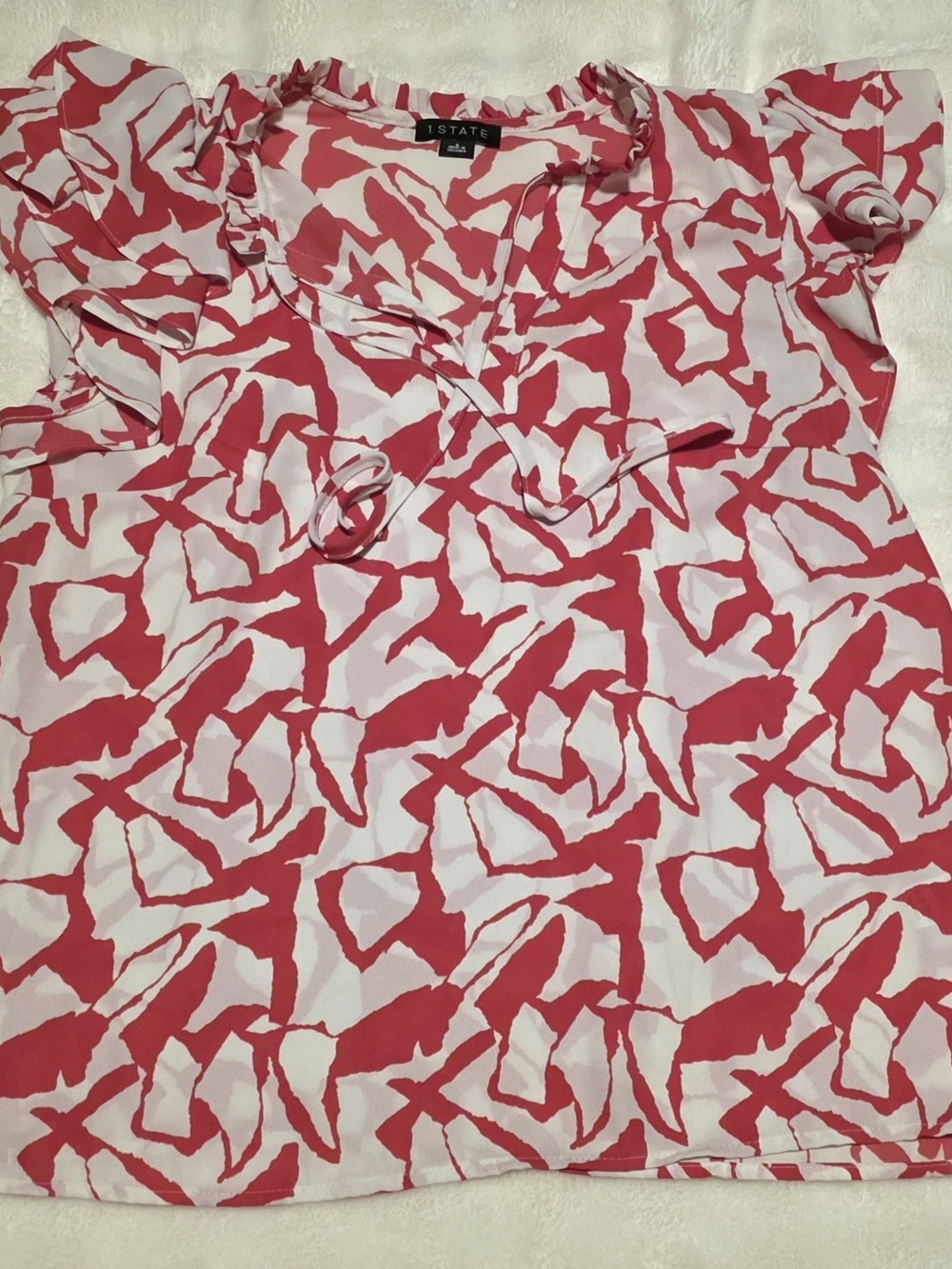 1.STATE Pink and White Abstract Print Ruffle Sleeve Blouse